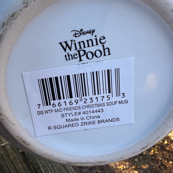 Winnie the Pooh Oversized Christmas Mug NWT - Picture 6 of 10